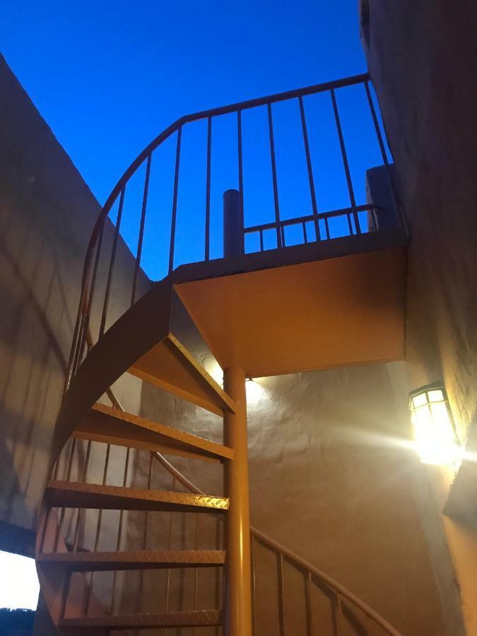 カサーレスCasa Del Dukeアパートメント エクステリア 写真